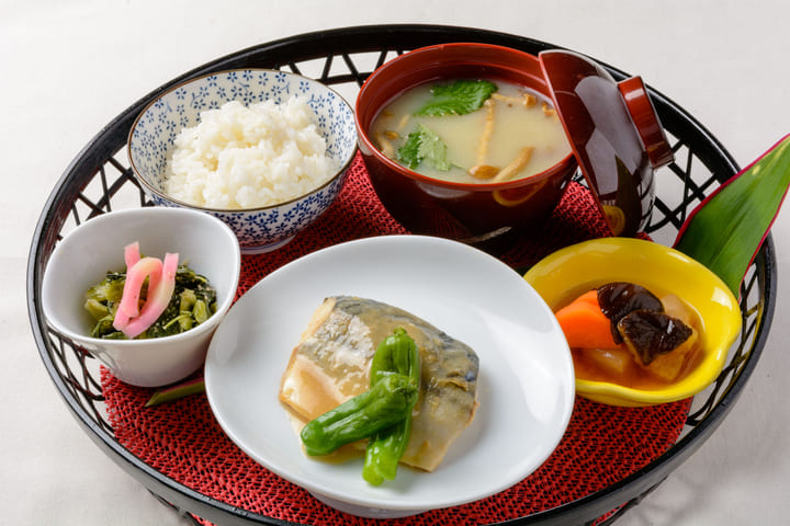「らくらく御膳」_盛り付け画像