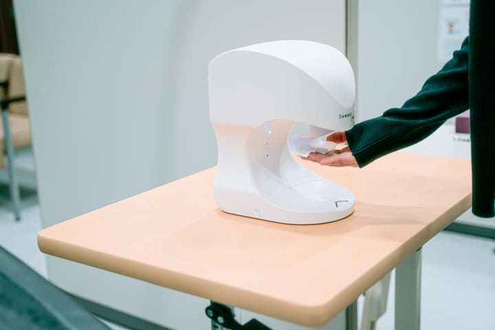 ウェットティッシュ自動供給装置