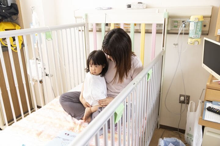 入院付き添いイメージ