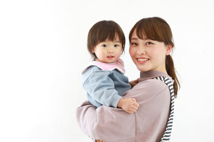 保育士になるには?資格の取得方法や就職までの流れを解説!