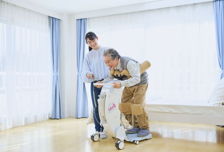 移乗サポートロボットHug