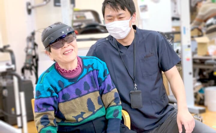 リハまるを使う利用者さんとリハビリの職員