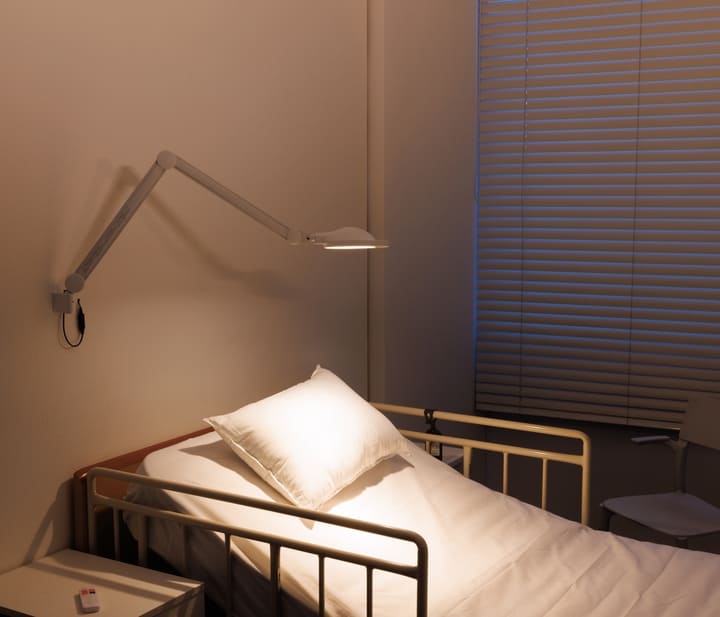 ホスピタルアームライト