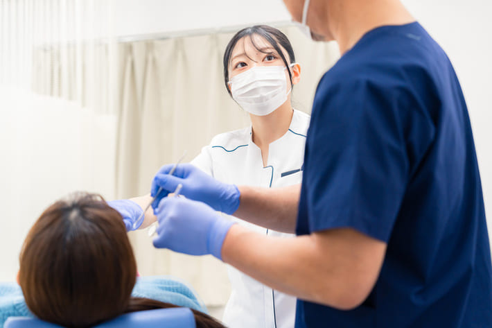 歯科助手の給料は低い？上げるには？平均給与や手取りを紹介